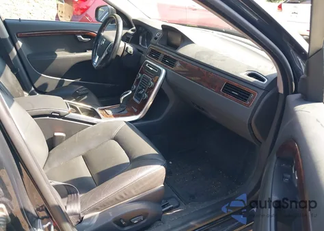 2014 Volvo S80 3.2/3.2 Platinum/3.2 Premier Plus z USA, uszkodzony, nr VIN YV1952AS4E1180857